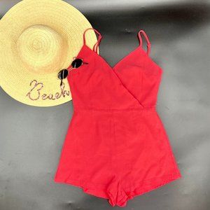 NWT BB Dakota Women Romper Sleeveless V-Neck Spaghetti Straps Zip size 8